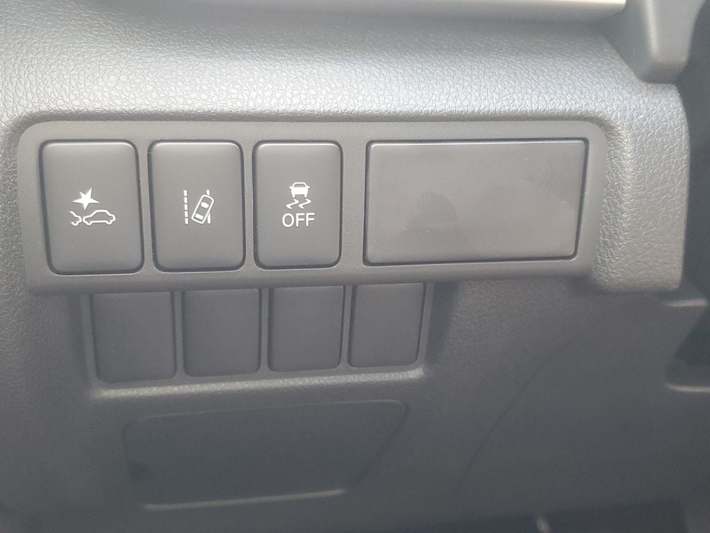 2026 Mitsubishi Eclipse Cross Base