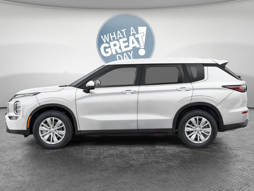 2026 Mitsubishi Outlander ES