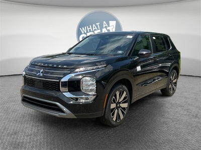 2025 Mitsubishi Outlander SE