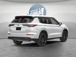 2027 Mitsubishi Outlander LE