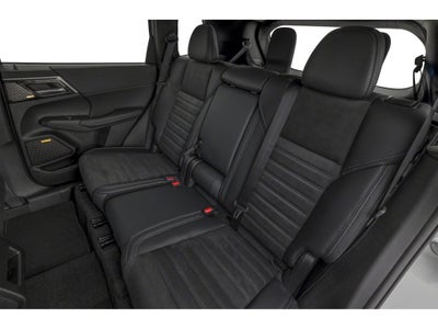 2026 Mitsubishi Outlander Base