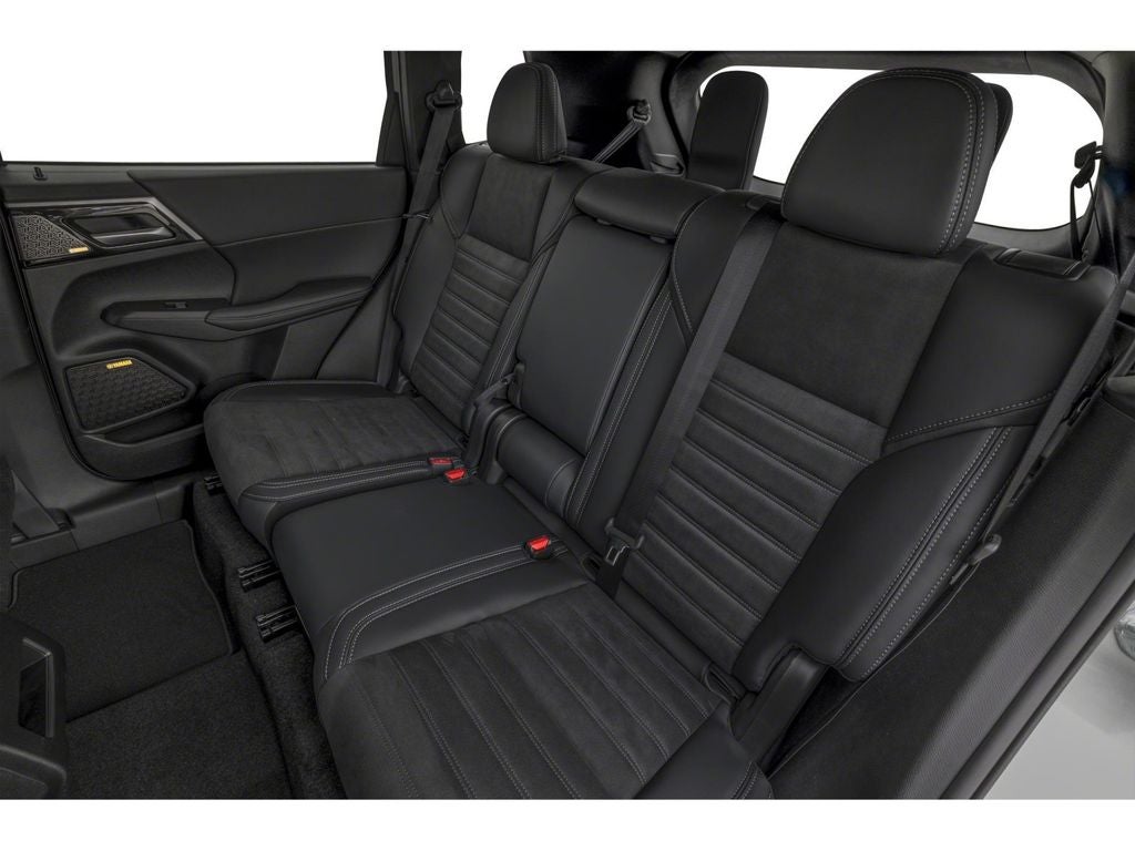 2026 Mitsubishi Outlander Base