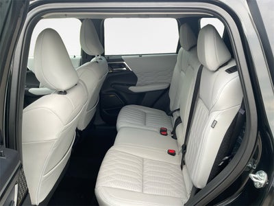 2025 Mitsubishi Outlander SEL