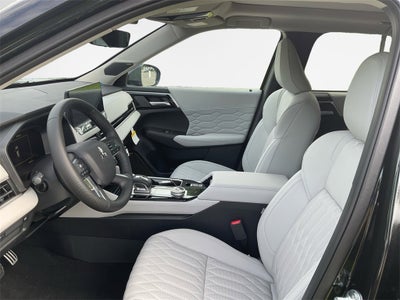 2025 Mitsubishi Outlander SEL
