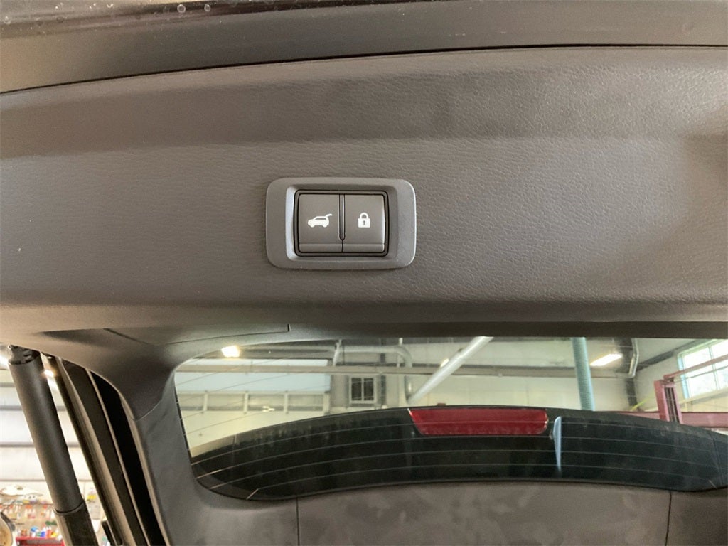 2025 Mitsubishi Outlander Plug-In Hybrid SEL