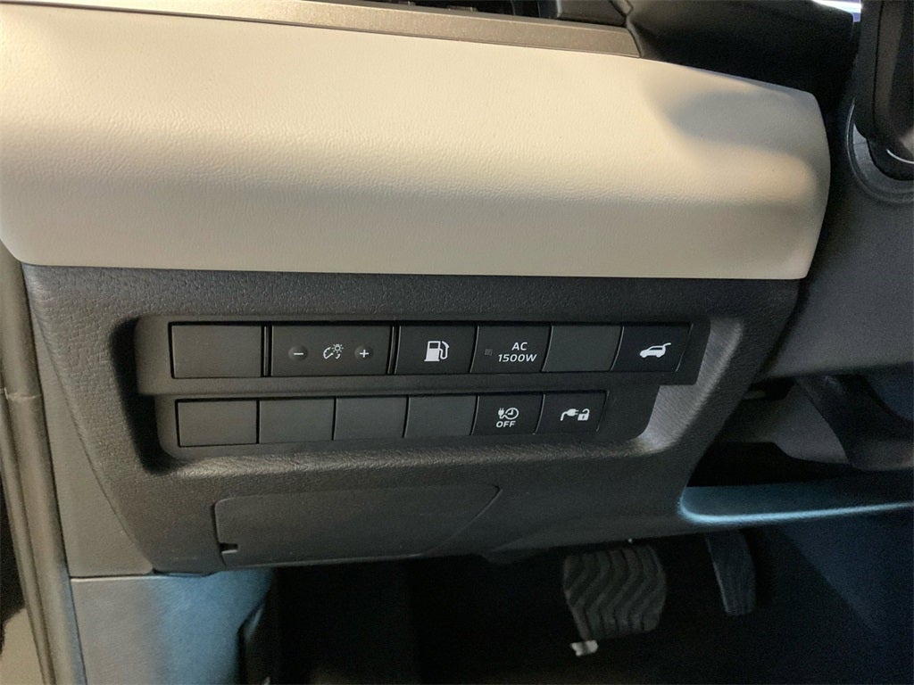 2025 Mitsubishi Outlander Plug-In Hybrid SEL