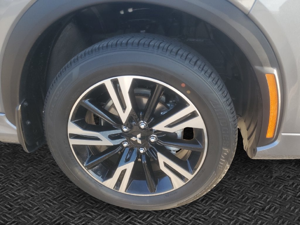 2026 Mitsubishi Eclipse Cross Base