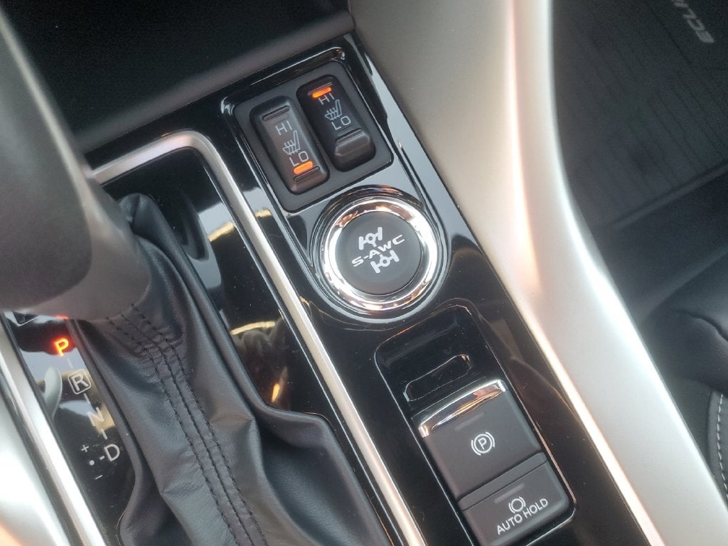 2026 Mitsubishi Eclipse Cross Base