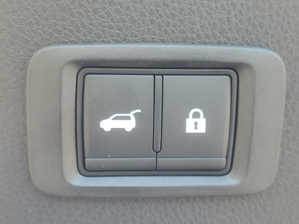 2026 Mitsubishi Eclipse Cross Base