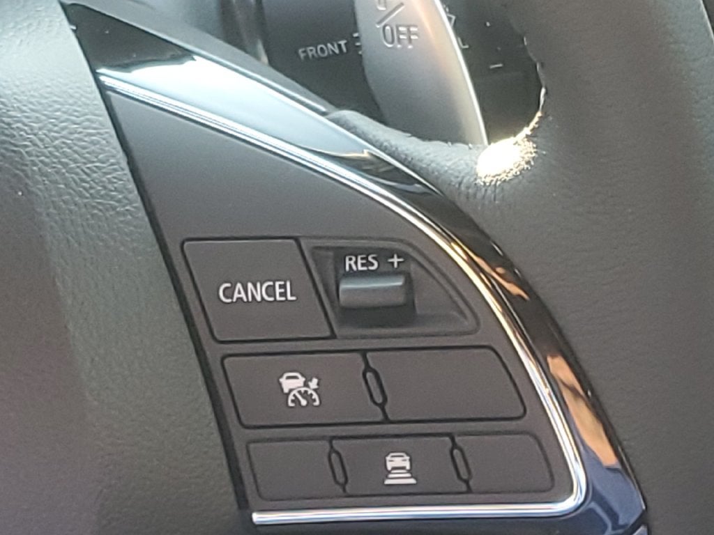 2026 Mitsubishi Eclipse Cross Base
