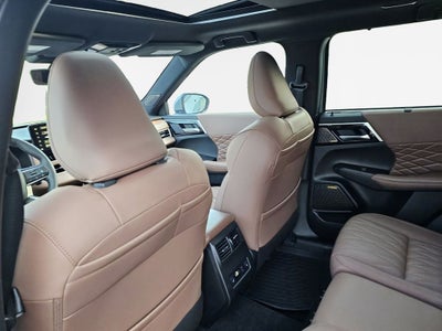 2025 Mitsubishi Outlander SEL