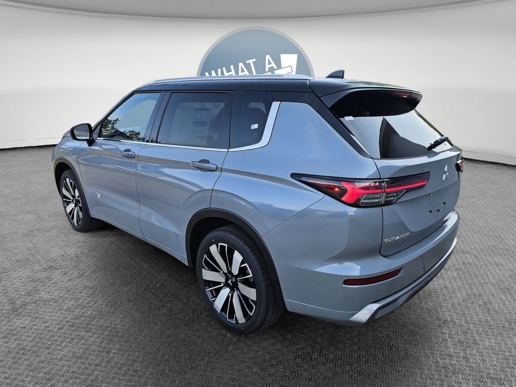 2025 Mitsubishi Outlander SEL