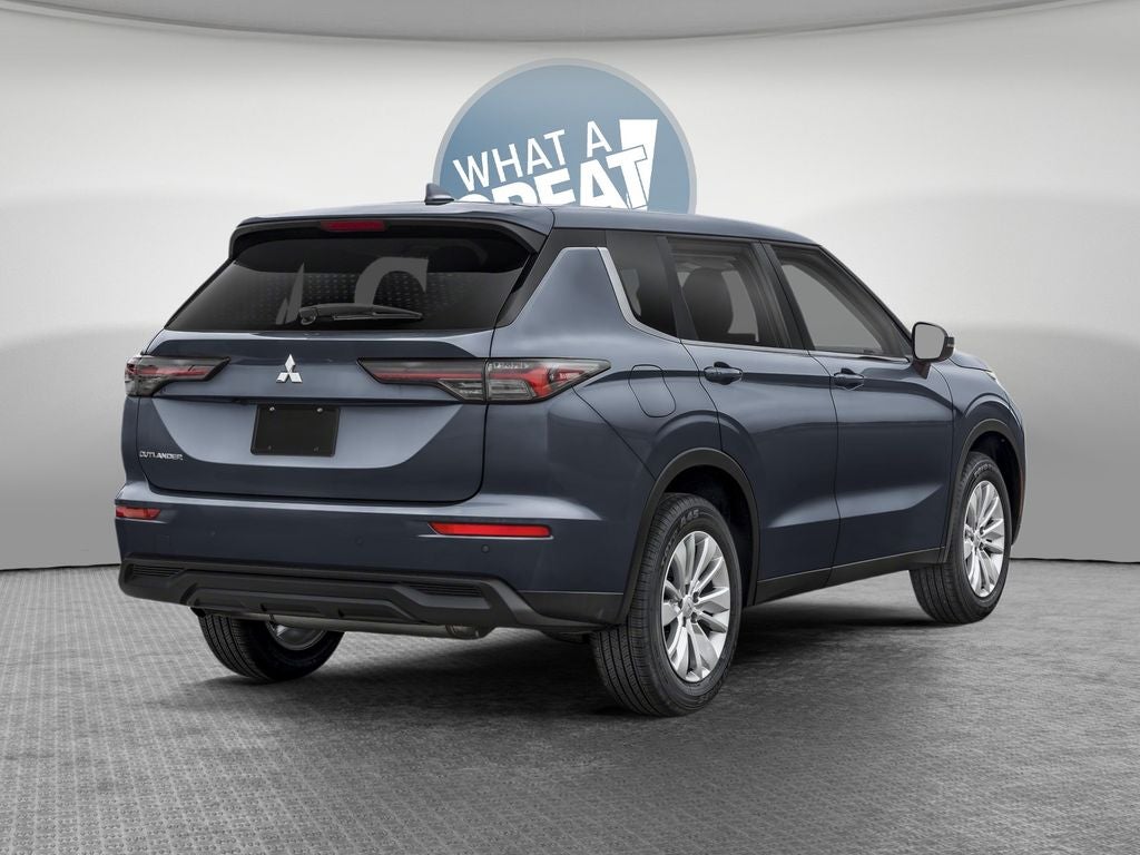 2026 Mitsubishi Outlander ES