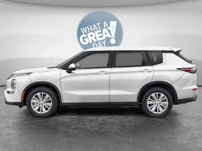 2026 Mitsubishi Outlander ES