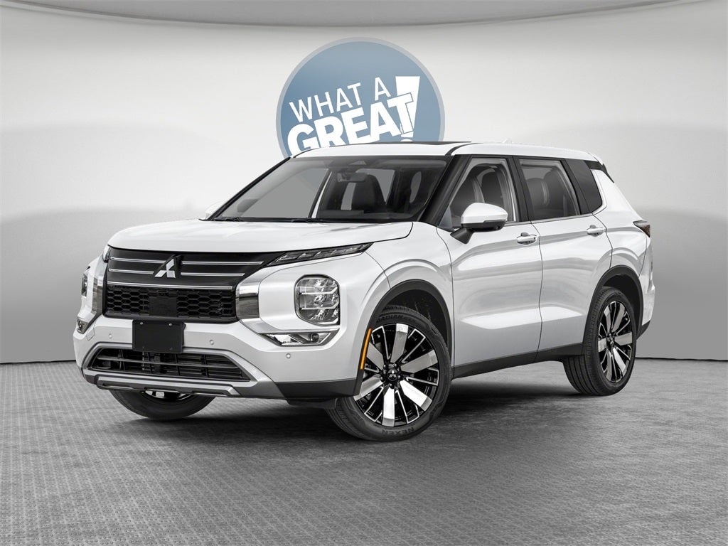 2025 Mitsubishi Outlander Base