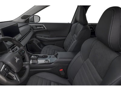 2025 Mitsubishi Outlander Base