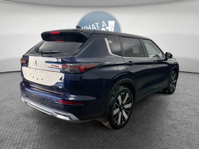 2026 Mitsubishi Outlander Base