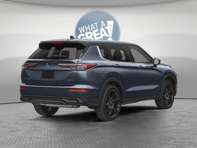 2027 Mitsubishi Outlander LE