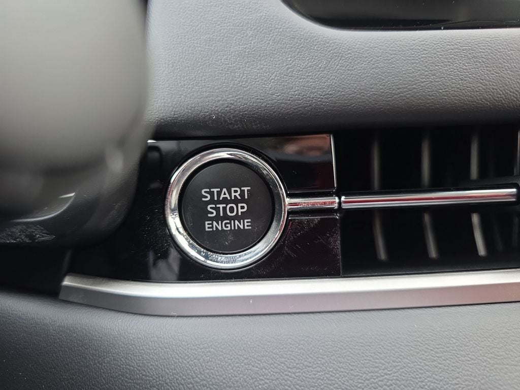 2026 Mitsubishi Outlander Base