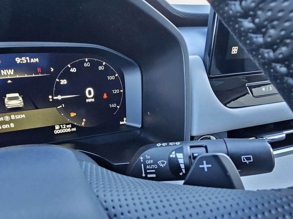 2025 Mitsubishi Outlander Base