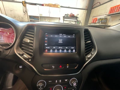 2020 Jeep Cherokee Base