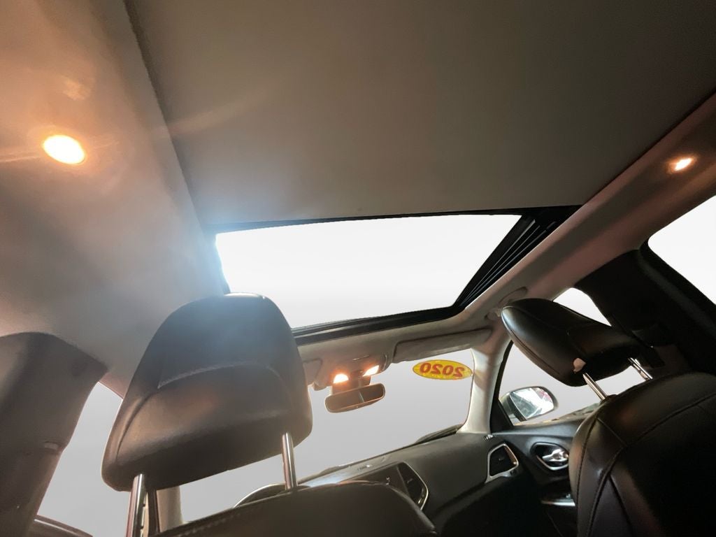 2020 Jeep Cherokee Base