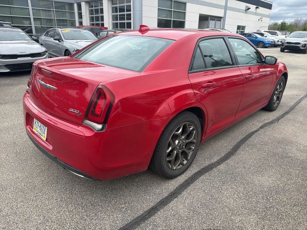 2016 Chrysler 300 S
