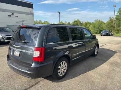 2014 Chrysler Town & Country Touring