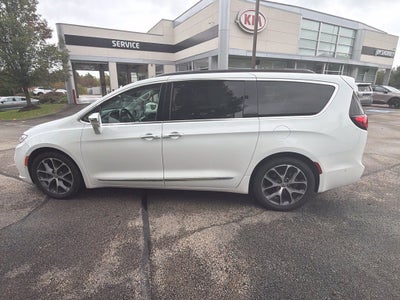 2022 Chrysler Pacifica Limited