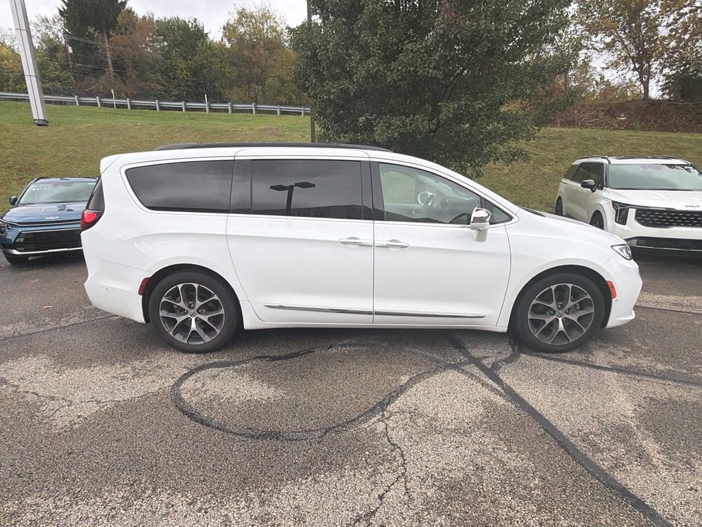 2022 Chrysler Pacifica Limited