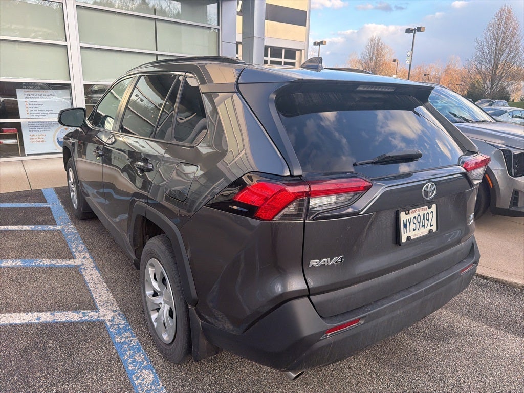 2021 Toyota RAV4 LE