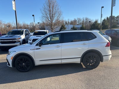 2022 Volkswagen Tiguan 2.0T SE R-Line Black