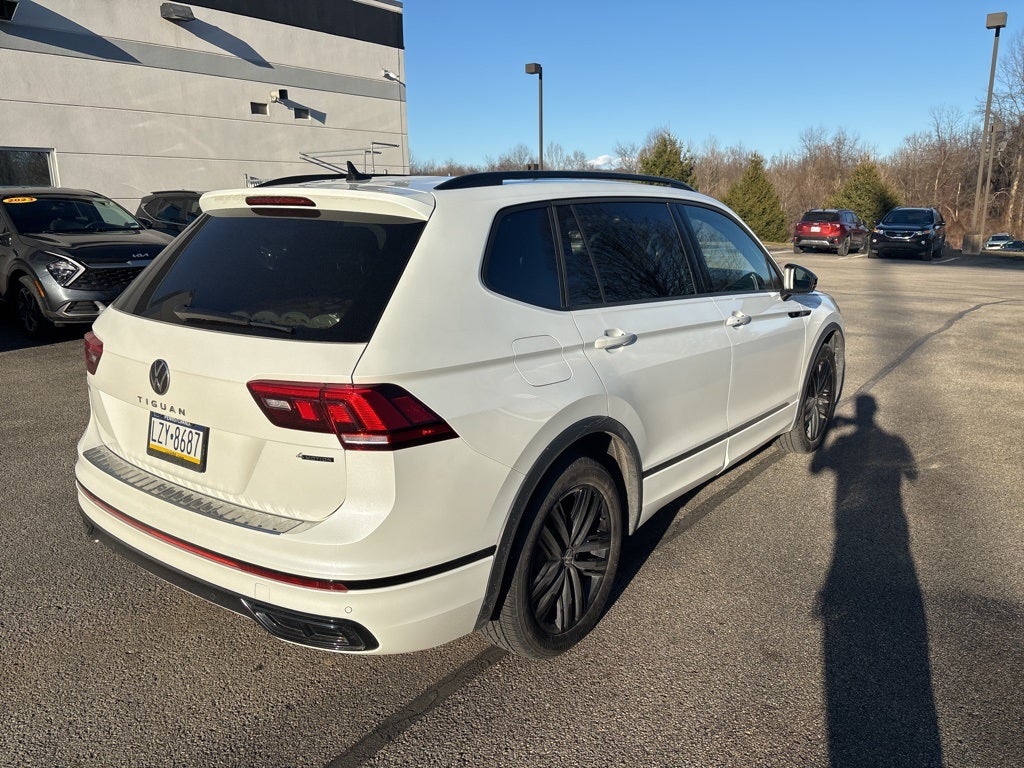 2022 Volkswagen Tiguan 2.0T SE R-Line Black