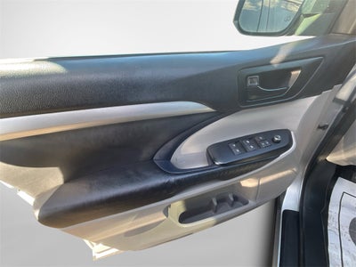 2014 Toyota Highlander LE V6