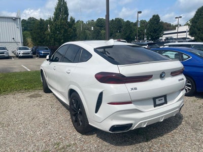 2021 BMW X6 M50i