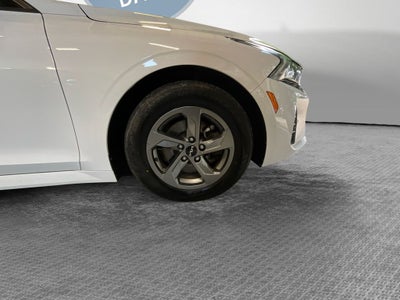 2022 Kia K5 LXS