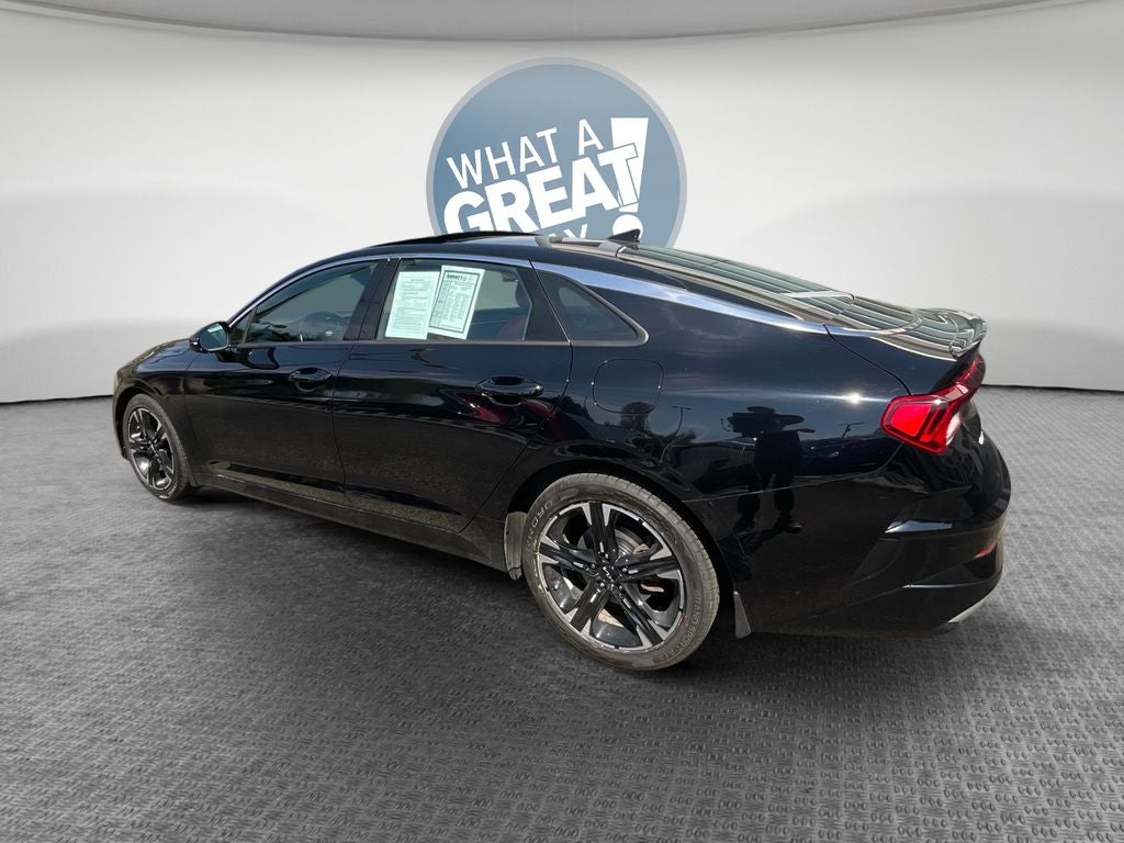 2022 Kia K5 GT-Line