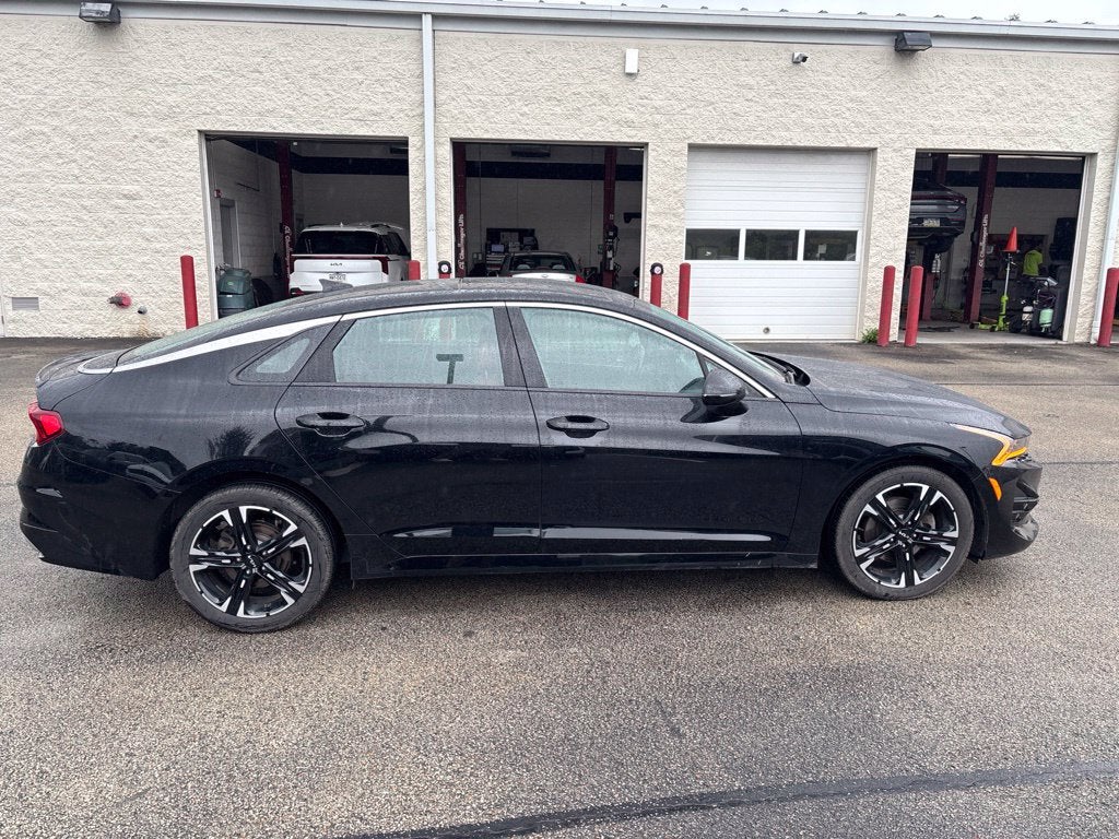 2024 Kia K5 GT-Line