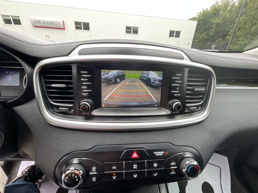 2020 Kia Sorento LX