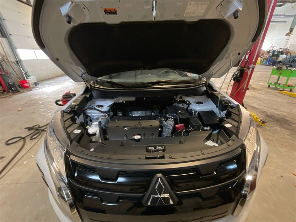 2025 Mitsubishi Outlander Sport 2.0 LE