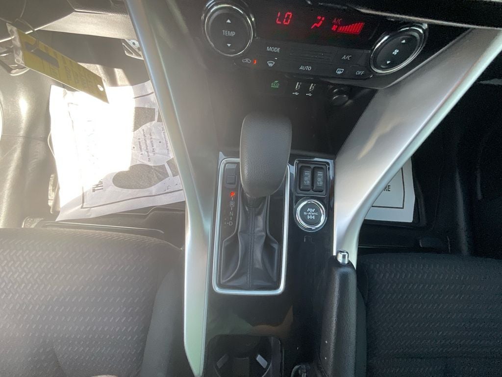 2022 Mitsubishi Eclipse Cross LE