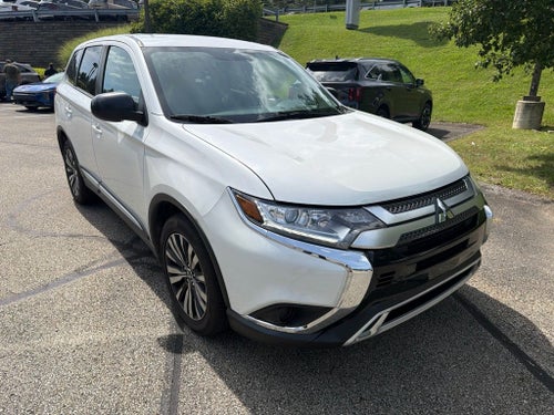 2020 Mitsubishi Outlander SE