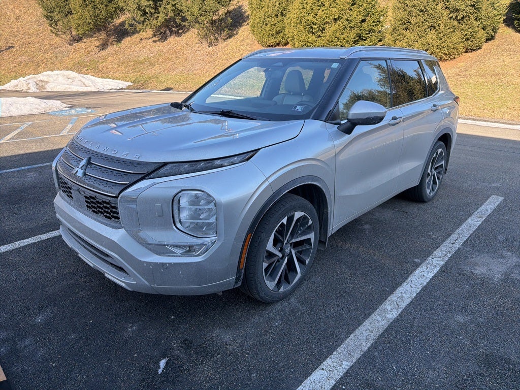 2022 Mitsubishi Outlander SEL