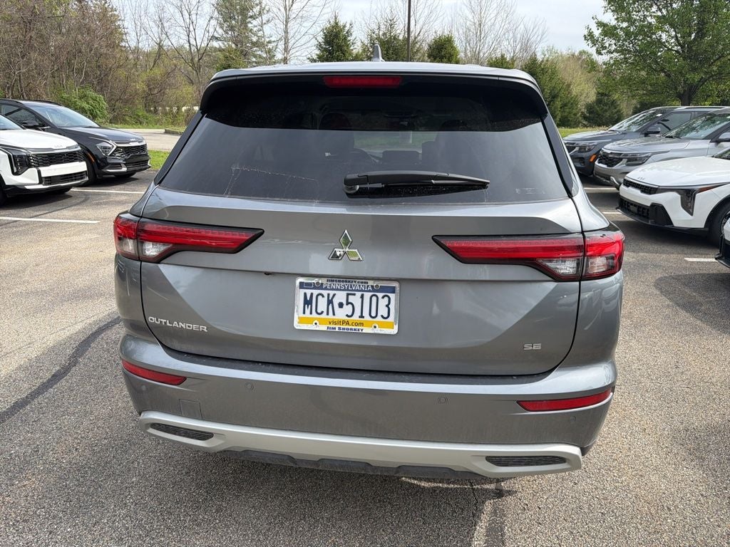 2024 Mitsubishi Outlander SE