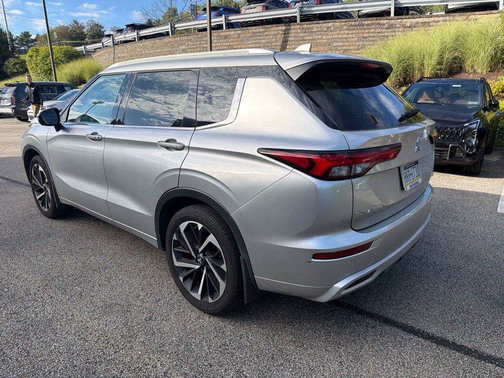 2022 Mitsubishi Outlander SEL