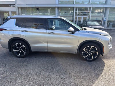 2022 Mitsubishi Outlander SEL