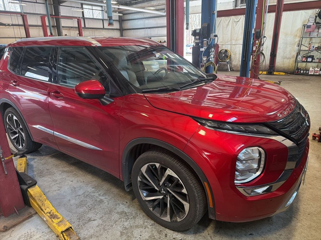 2022 Mitsubishi Outlander SEL