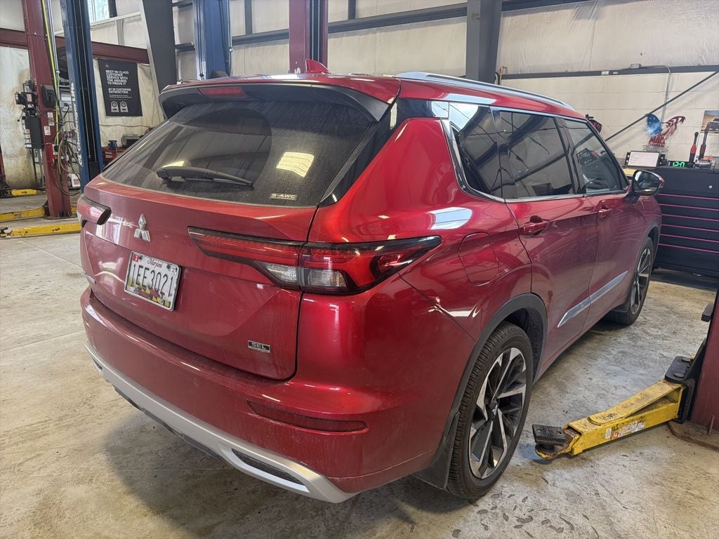 2022 Mitsubishi Outlander SEL