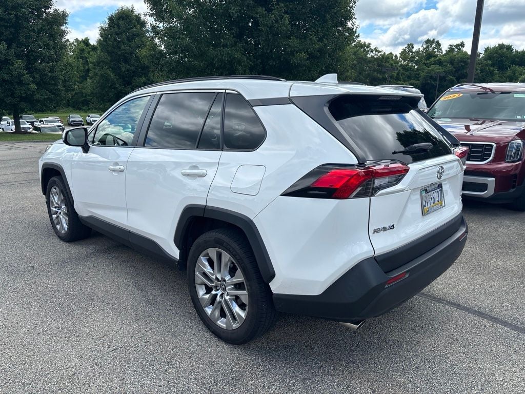 2019 Toyota RAV4 XLE Premium