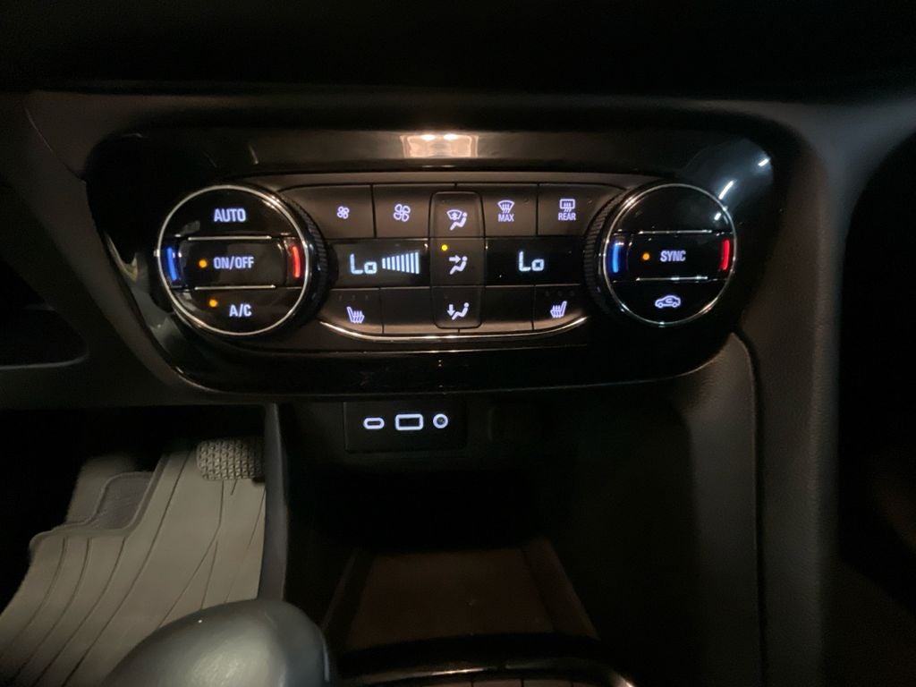 2020 Buick Encore GX Select